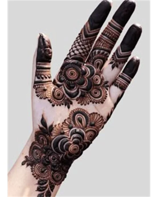 Diamond Tendril Flow Blending Into Front Hand Mehndi Design